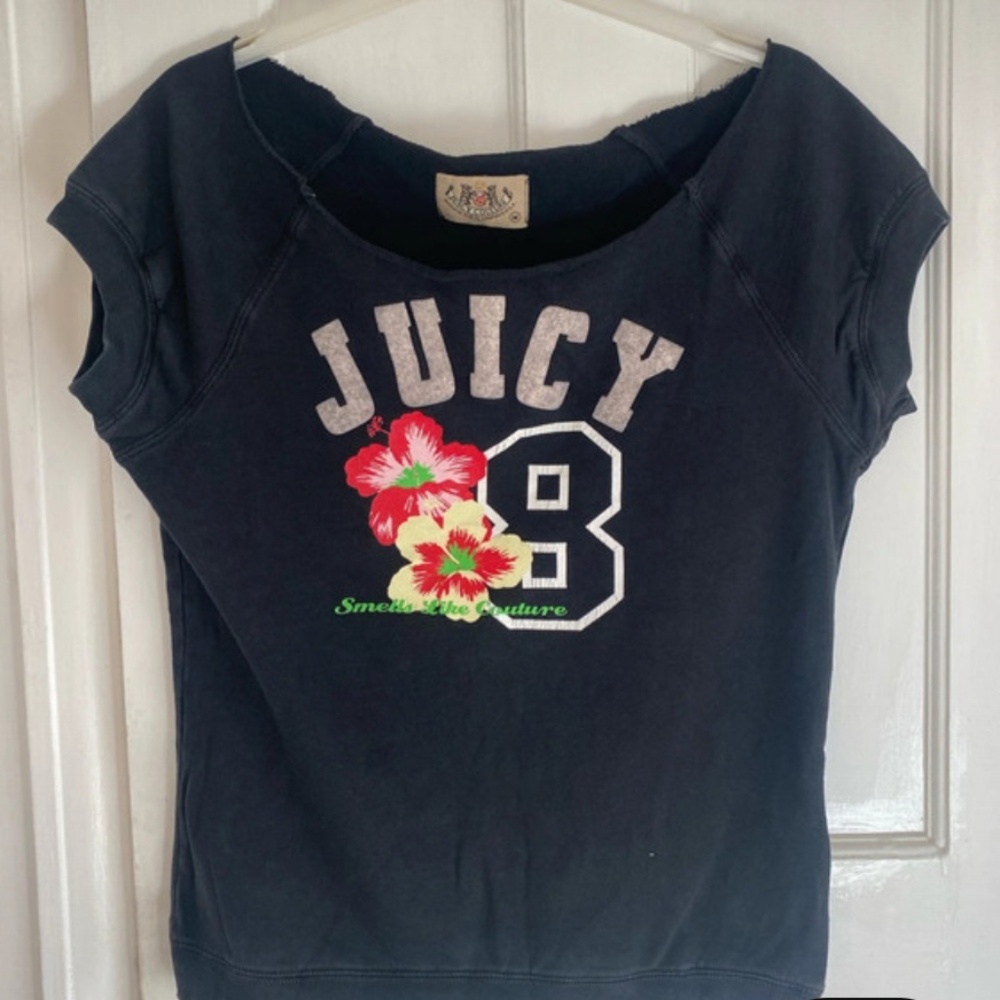 ISO The matching Juicy Couture pants to these tops!